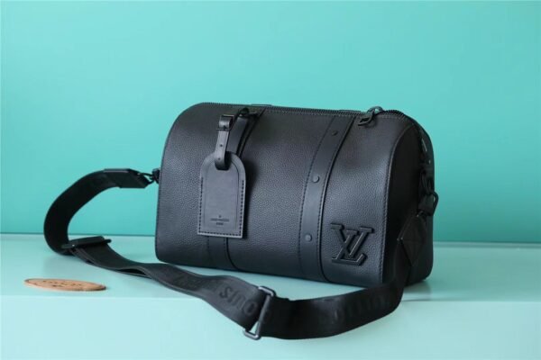 Louis Vuitton Keepall Bag 558